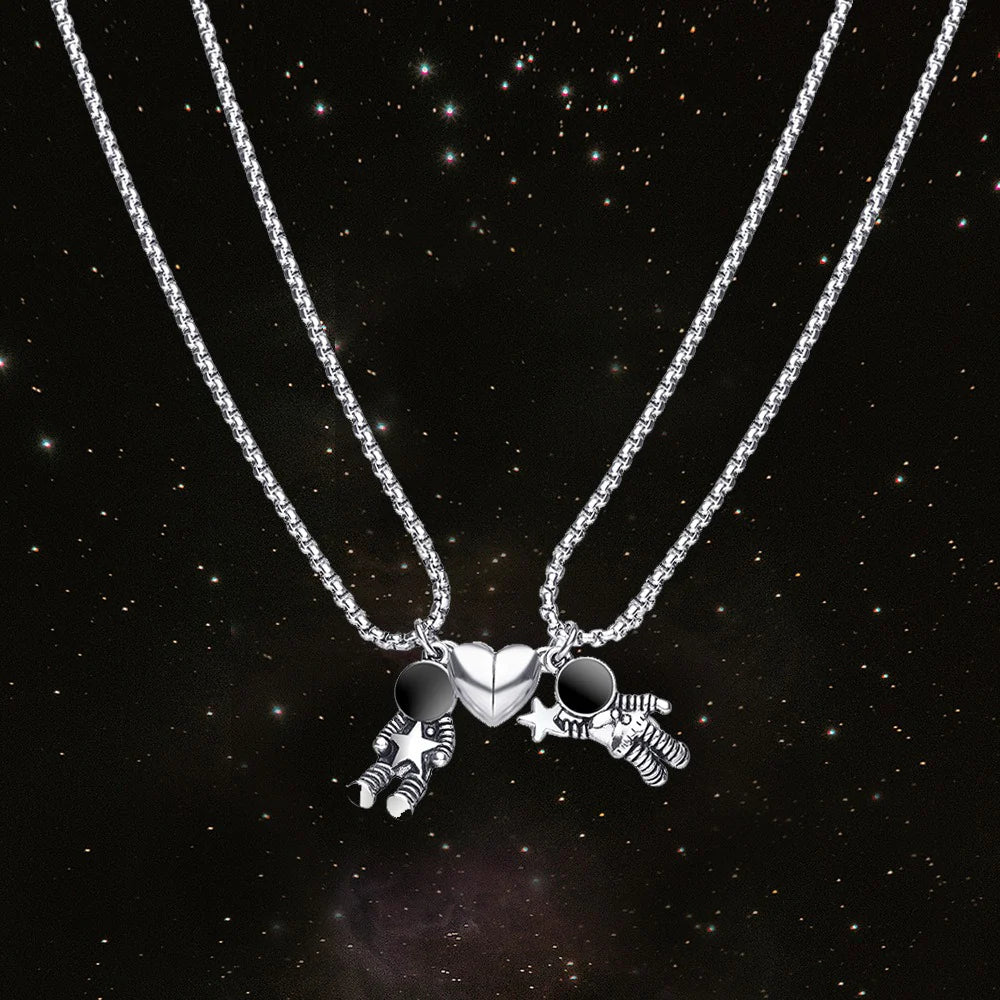 Couple Astronaut Magnet Pendant